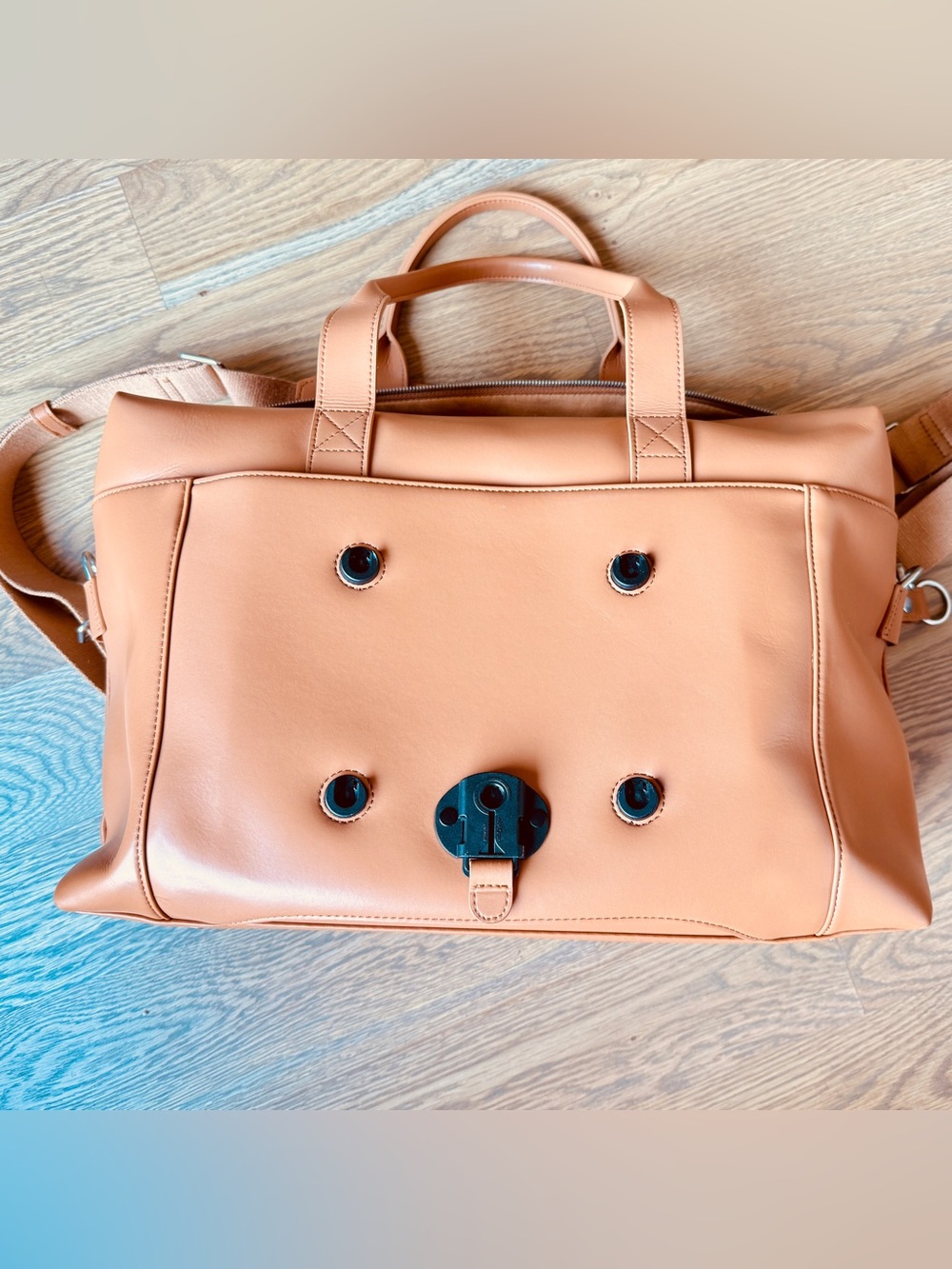 Monos Metro Duffel Saddle Tan with Classic Kit Pouch AND Portfolio Attachments - Picture 10 of 16